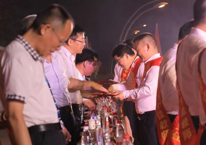 奋进新时代 筑梦新征程——颖卿科技2019年秋季开学典礼暨颁奖大会圆满举行